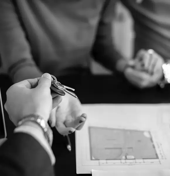 Primer plano agente inmobiliario